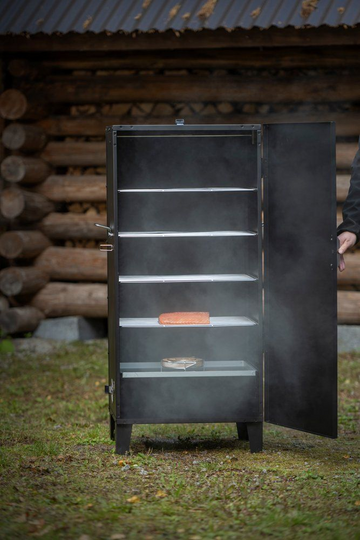 Kallrökningsskåp – så röker du kött och fisk till perfektion